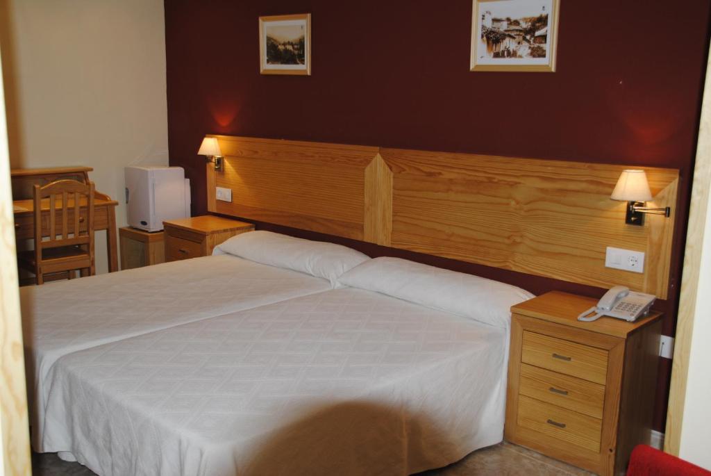 באניוס דה מונטמאיור Hotel Alegria חדר תמונה