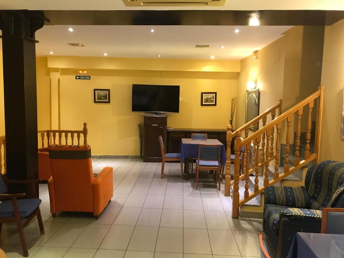 באניוס דה מונטמאיור Hotel Alegria מראה חיצוני תמונה